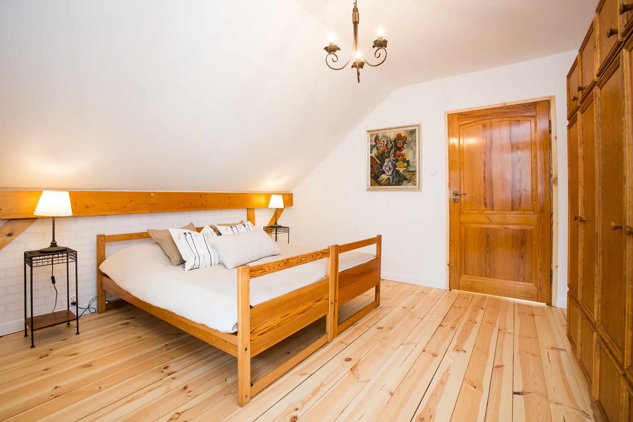 Zdjecia architektury Bielsko. Fotografowanie wnetrz mieszkan bielsko, zdjecia dla hoteli slask, fotografowanie nieruchomosci bielsko, zdjecia nieruchomosci slask, fotografia architektury slask, magiaobrazu, dobry fotograf bielsko, fotografia reklamowa bielsko, zdjecia reklamowe bielsko, zdjecia reklamowe slask, zdjecia mieszkan bielsko, fotografia reklamowa slask, fotografia nieruchomosci bielsko, zdjecia nieruchomosci bielsko, fotografie mieszkan na sprzedaz, zdjecia mieszkan po metamorfozie, zdjecia reklamowe gliwice,