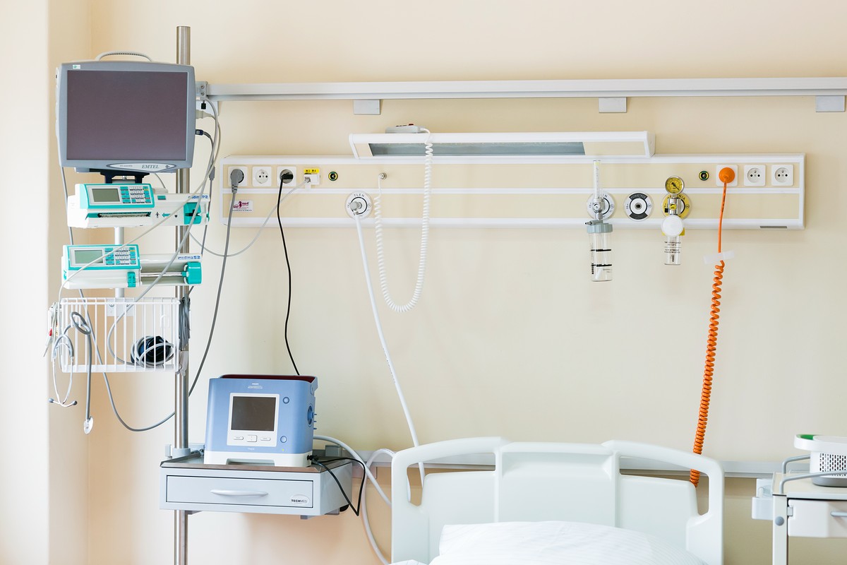 Zdjecia architektury Bielsko - Szpital w Bystrej szpital bystra, szpital w bystrej, centrum pulmonologii i torakochirurgii w bystrej, fotografia reklamowa bielsko-biala, zdjecia architektury bielsko, fotografia budynkow slask, zdjecia produktowe bielsko, fotograf reklamowy czechowice bielsko, fotografia reklamowa bielsko, fotograf slask, fotografia reklama bielsko, fotografia komercyjna bielsko, fotografia kreatywna bielsko, Magia Obrazu, Anna i Jacek Bieniek, fotografia czechowice, fotograf czechowice, fotografia bielsko, zdjecia slask, www.magiaobrazu.com