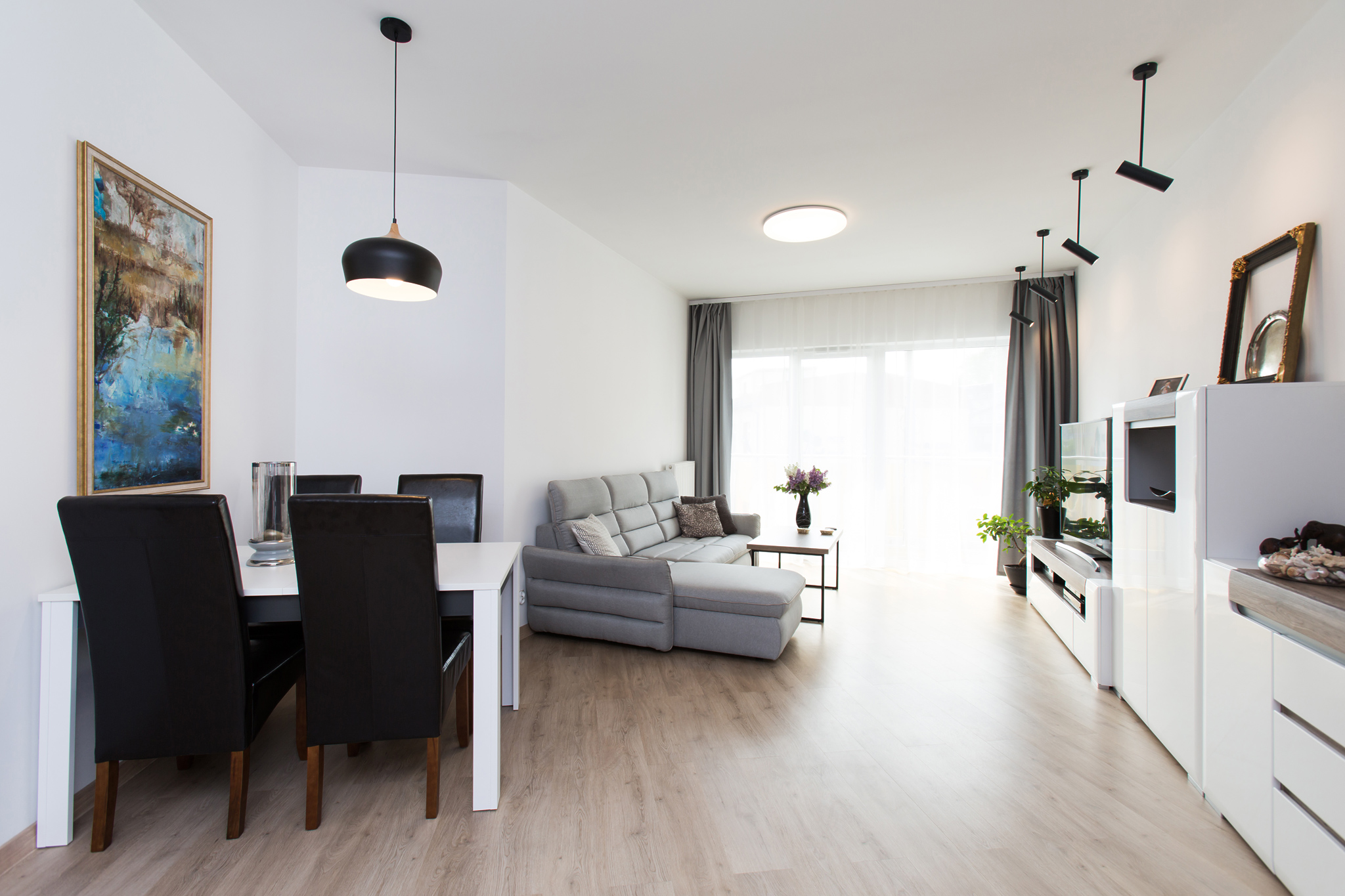 Fotografia architektury Bielsko - Zdjecia mieszkan Zdjecia architektury Bielsko. Fotografowanie wnetrz mieszkan bielsko, zdjecia dla hoteli slask, fotografowanie nieruchomosci bielsko, zdjecia nieruchomosci slask, fotografia architektury slask, magiaobrazu, dobry fotograf bielsko, fotografia reklamowa bielsko, zdjecia reklamowe bielsko, zdjecia reklamowe slask, zdjecia mieszkan bielsko, fotografia reklamowa slask