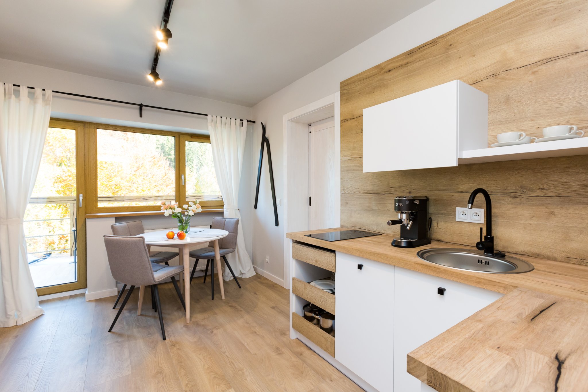 apartamenty szczyrk, willa marko szczyrk, sesja apartamentow szczyrk, zdjecia apartamentow bielsko, zdjecia hoteli bielsko, zdjecia dla hoteli slask, fotografia hoteli slask, fotograf hotel slask, Zdjecia architektury Bielsko, Fotografowanie wnetrz mieszkan bielsko, zdjecia dla hoteli slask, fotografowanie nieruchomosci bielsko, sesje architektury pszczyna, zdjecia mieszkan pszczyna, zdjecia nieruchomosci slask, fotografia architektury slask, magiaobrazu, dobry fotograf bielsko, fotografia reklamowa bielsko, zdjecia reklamowe bielsko, zdjecia reklamowe slask, zdjecia mieszkan bielsko, fotografia reklamowa slask