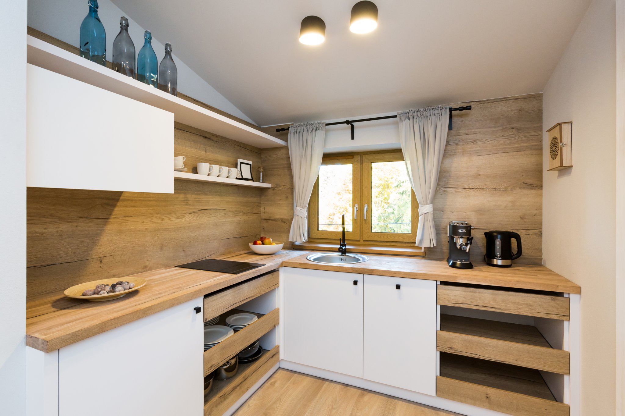 apartamenty szczyrk, willa marko szczyrk, sesja apartamentow szczyrk, zdjecia apartamentow bielsko, zdjecia hoteli bielsko, zdjecia dla hoteli slask, fotografia hoteli slask, fotograf hotel slask, Zdjecia architektury Bielsko, Fotografowanie wnetrz mieszkan bielsko, zdjecia dla hoteli slask, fotografowanie nieruchomosci bielsko, sesje architektury pszczyna, zdjecia mieszkan pszczyna, zdjecia nieruchomosci slask, fotografia architektury slask, magiaobrazu, dobry fotograf bielsko, fotografia reklamowa bielsko, zdjecia reklamowe bielsko, zdjecia reklamowe slask, zdjecia mieszkan bielsko, fotografia reklamowa slask