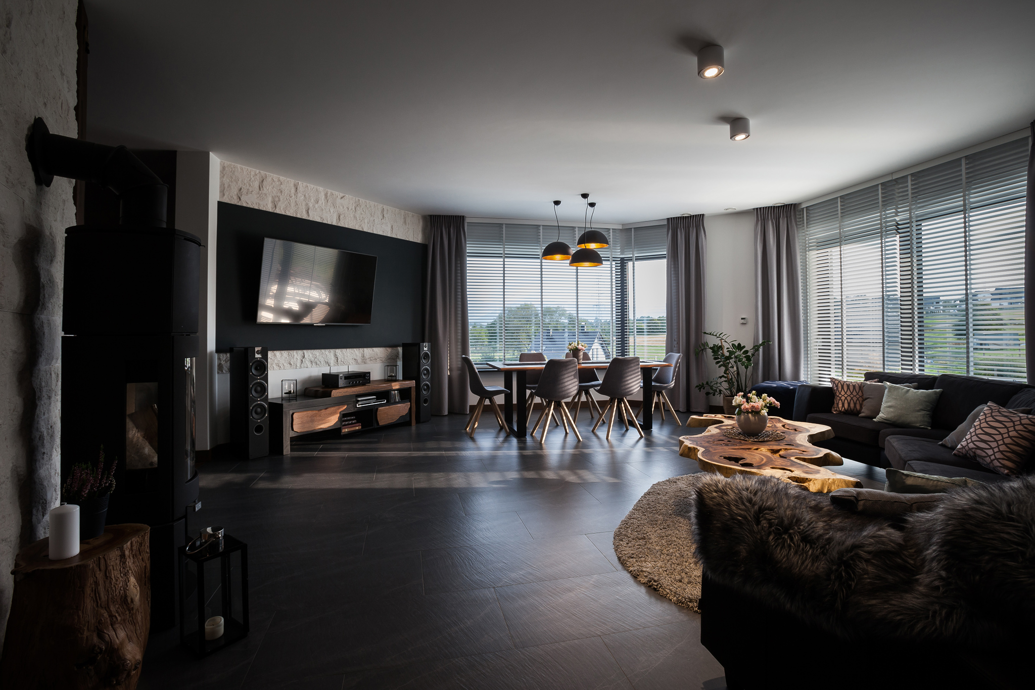 Zdjecia architektury Bielsko, profesjonalne zdjecia mieszkan bielsko, fotografia mieszkan slask, zdjecia domow bielsko, fotografia domow bielsko, profesjonalne sesje mieszkan bielsko, profesjonalne sesja mieszkan slask, Fotografowanie wnetrz mieszkan bielsko, zdjecia dla hoteli slask, fotografowanie nieruchomosci bielsko, zdjecia nieruchomosci slask, fotografia architektury slask, magiaobrazu, dobry fotograf bielsko, fotografia reklamowa bielsko, zdjecia reklamowe bielsko, zdjecia reklamowe slask, zdjecia mieszkan bielsko, fotografia reklamowa slask