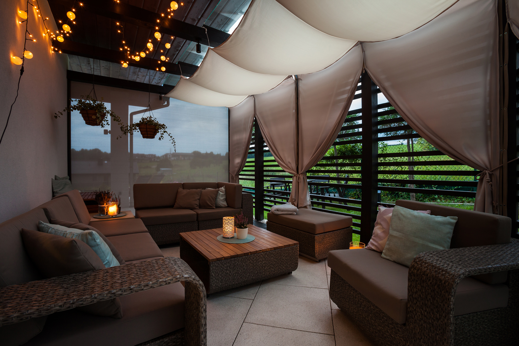 Zdjecia architektury Bielsko, profesjonalne zdjecia mieszkan bielsko, fotografia mieszkan slask, zdjecia domow bielsko, fotografia domow bielsko, profesjonalne sesje mieszkan bielsko, profesjonalne sesja mieszkan slask, Fotografowanie wnetrz mieszkan bielsko, zdjecia dla hoteli slask, fotografowanie nieruchomosci bielsko, zdjecia nieruchomosci slask, fotografia architektury slask, magiaobrazu, dobry fotograf bielsko, fotografia reklamowa bielsko, zdjecia reklamowe bielsko, zdjecia reklamowe slask, zdjecia mieszkan bielsko, fotografia reklamowa slask