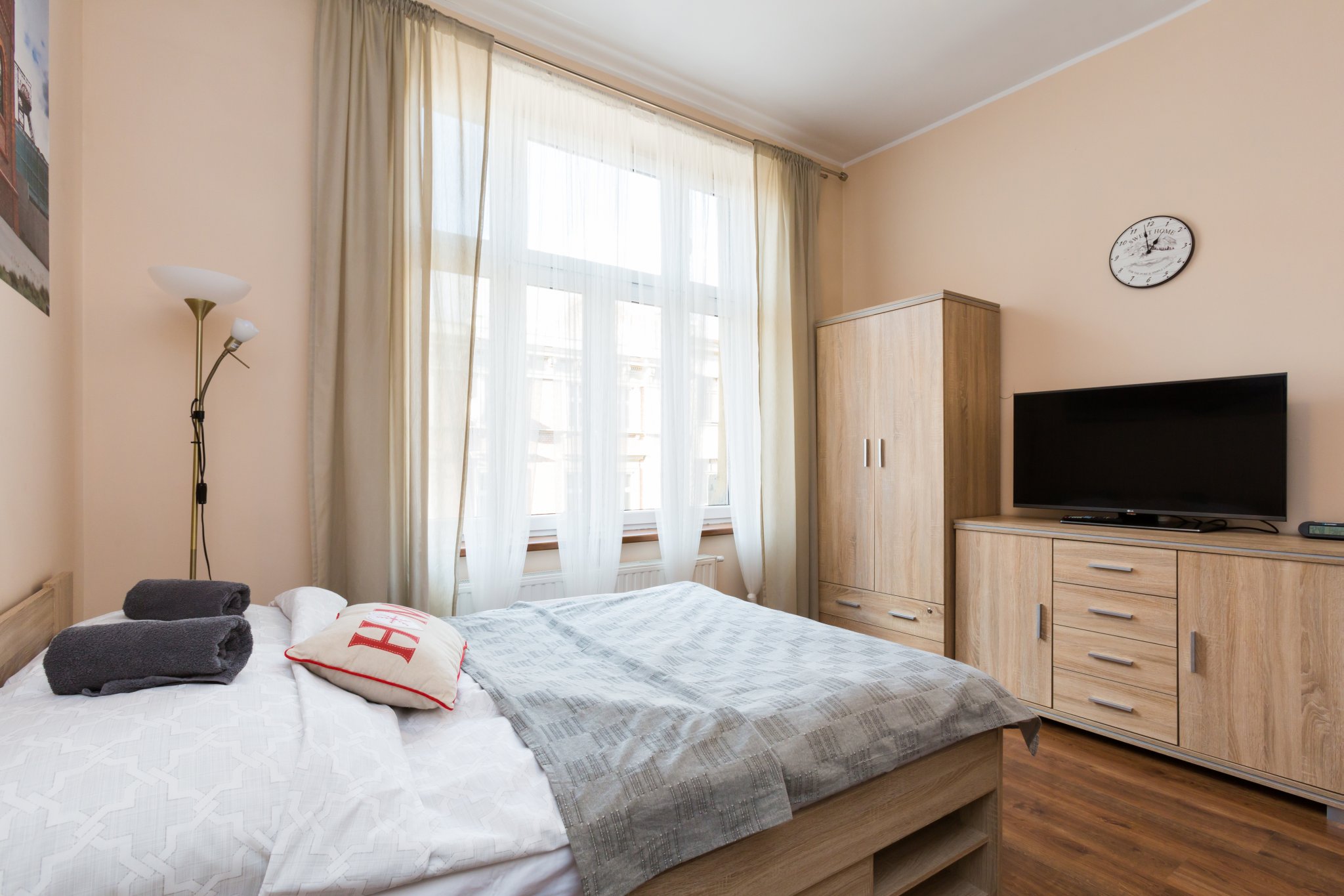 Fotografia architektury Katowice - zdjęcia apartamentow zdjecia mieszkan katowice, zdjecia apartamentow katowice, sesje apartamentow katowicej, zdjecia apartamentow bielsko, zdjecia hoteli bielsko, zdjecia dla hoteli slask, fotografia hoteli slask, fotograf hotel slask, Zdjecia architektury Bielsko. Fotografowanie wnetrz mieszkan bielsko, zdjecia dla hoteli slask, fotografowanie nieruchomosci bielsko, zdjecia nieruchomosci slask, fotografia architektury slask, magiaobrazu, dobry fotograf bielsko, fotografia reklamowa bielsko, zdjecia reklamowe bielsko, zdjecia reklamowe slask, zdjecia mieszkan bielsko, fotografia reklamowa slask