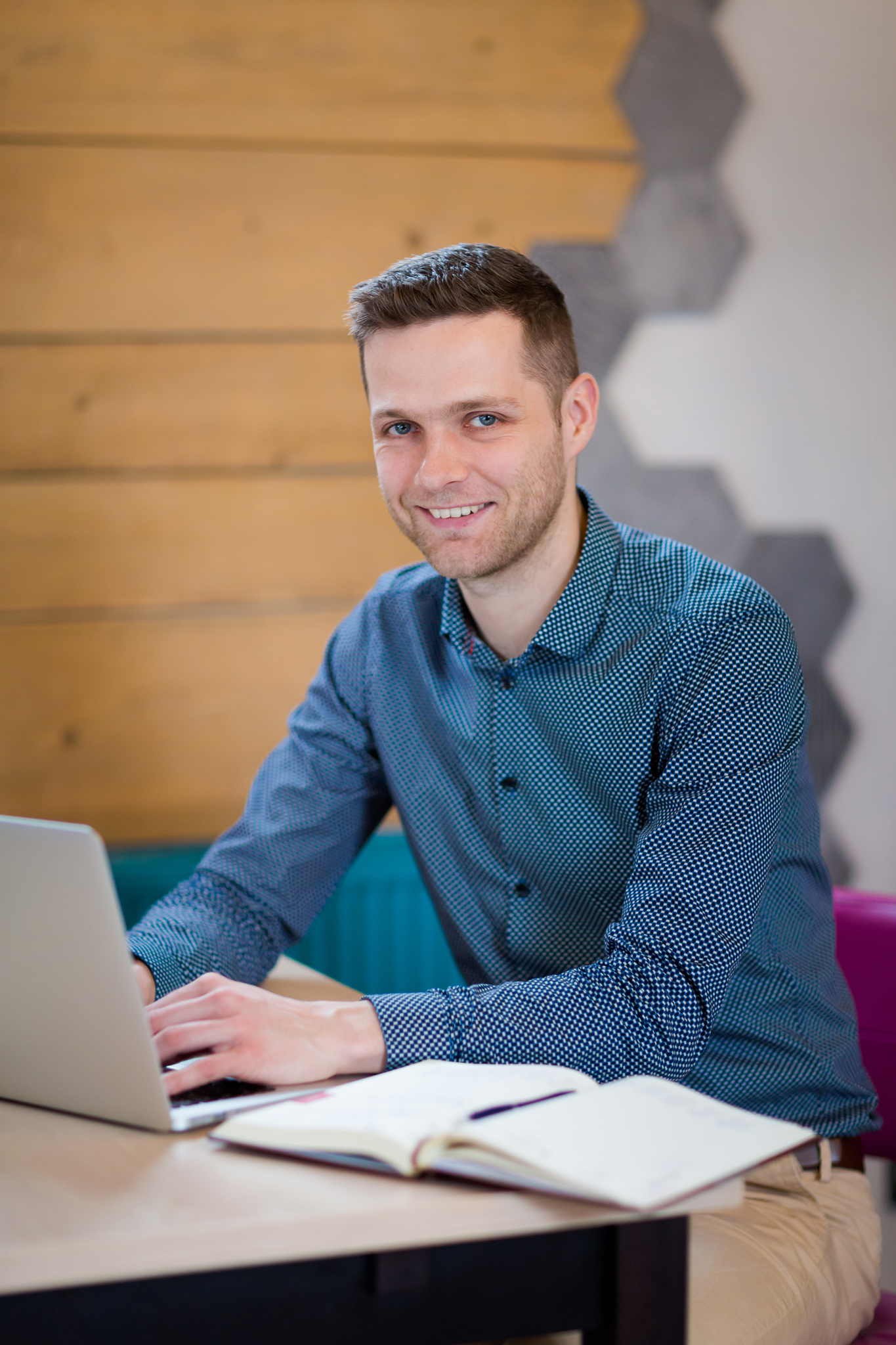 fotografia brandingowa slask, sesja brandingowa slask, fotografia brandingowa bielsko, sesja brandingowa bielsko, zdjecia brandingowe bielsko, zdjecia brandingowe slask, fotografia brandingowa krakow, personal branding photography, portret biznesowy bielsko, slask, portret biznesowy bielsko, kobieca sesja portretowa bielsko, sesja biznesowa bielsko, fotografia wizerunkowa bielsko, fotografia czechowice, fotografia portretowa bielsko, sesja biznesowa katowice, zdjecia portretowe, fotografia ludzi, fotograf portretowy czechowice, fotografia portretowa bielsko, fotograf ludzi slask, fotografia reklamowa bielsko, fotografia reklamowa bielsko, fotografia ludzi, fotograf korporacyjny, fotograf czechowice, fotografia bielsko, zdjecia slask, www.magiaobrazu.com