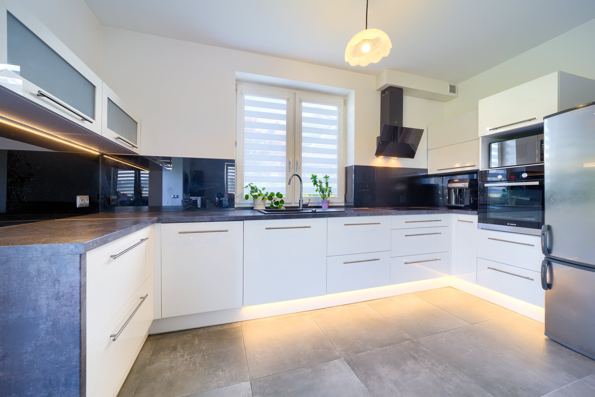 Fotografia architektury Bielsko Dom dla kazdego dom dla kazdego, piekne wnetrza, zdjecia wnetrz slask, fotograf wnetrz slask, zdjecia apartamentow bielsko, zdjecia hoteli bielsko, zdjecia dla hoteli slask, fotografia hoteli slask, fotograf hotel slask, Zdjecia architektury Bielsko, Fotografowanie wnetrz mieszkan bielsko, zdjecia dla hoteli slask, fotografowanie nieruchomosci bielsko, zdjecia nieruchomosci slask, fotografia architektury slask, magiaobrazu, dobry fotograf bielsko, fotografia reklamowa bielsko, zdjecia reklamowe bielsko, zdjecia reklamowe slask, zdjecia mieszkan bielsko, fotografia reklamowa slask