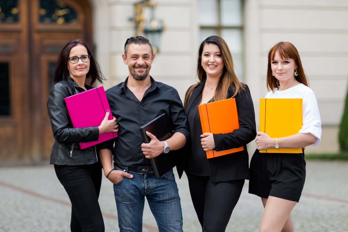 Portret biznesowy Bielsko sesja brandingowa bielsko, sesje brandingowe slask, sesja wizerunkowa pszczyna, sesje wizerunkowe pszczyna, fotografia wizerunkowa pszczyna, personal branding slask, portret biznesowy bielsko, portret biznesowy bielsko, sesja biznesowa bielsko, fotografia wizerunkowa bielsko, fotografia czechowice, fotografia portretowa bielsko, sesja biznesowa katowice, fotografia portretowa bielsko, fotografia reklamowa bielsko, fotografia reklamowa bielsko, fotograf czechowice, fotografia bielsko, zdjecia slask