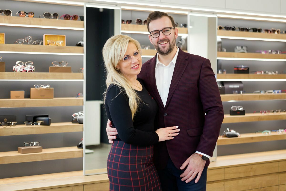 Optyk Katolina w Tychach reportaż z otwarcia salonu, Optyk Karolina Tychy, Optyk Karolina w Tychach, fotograf slask, zdjecia reklamowe slask, zdjecia reportazowe slask, fotografia reklamowa tychy, zdjecia reklamowe tychy, zdjecia reportazowe tychy, Magia Obrazu, Bieniek fotografia