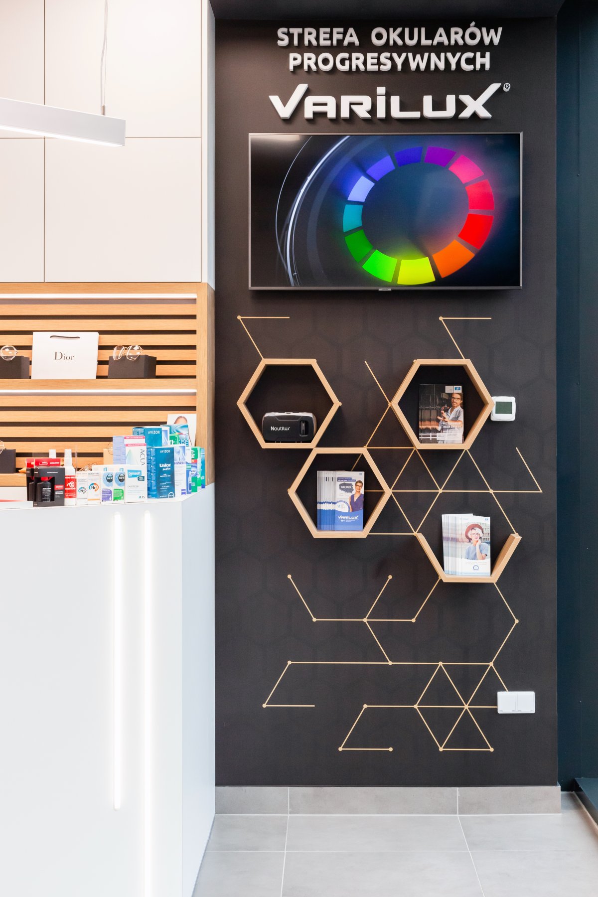 Optyk Karolina Tychy, Optyk Karolina w Tychach, zdjecia wnetrz tychy, fotografia wnetrz tychy, zdjecia nieruchomosci, sesje wnetrz tychy, sesja wnetrz tychy, zdjecia reklamowe slask, fotograf slask, zdjecia reklamowe slask, zdjecia reportazowe slask, fotografia reklamowa tychy, zdjecia reklamowe tychy, zdjecia reportazowe tychy, Magia Obrazu, Bieniek fotografia