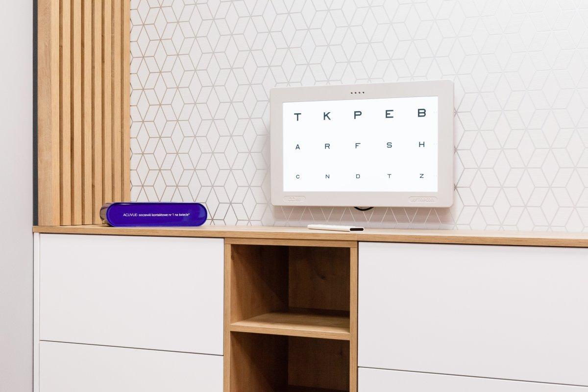 Optyk Karolina Tychy, Optyk Karolina w Tychach, zdjecia wnetrz tychy, fotografia wnetrz tychy, zdjecia nieruchomosci, sesje wnetrz tychy, sesja wnetrz tychy, zdjecia reklamowe slask, fotograf slask, zdjecia reklamowe slask, zdjecia reportazowe slask, fotografia reklamowa tychy, zdjecia reklamowe tychy, zdjecia reportazowe tychy, Magia Obrazu, Bieniek fotografia