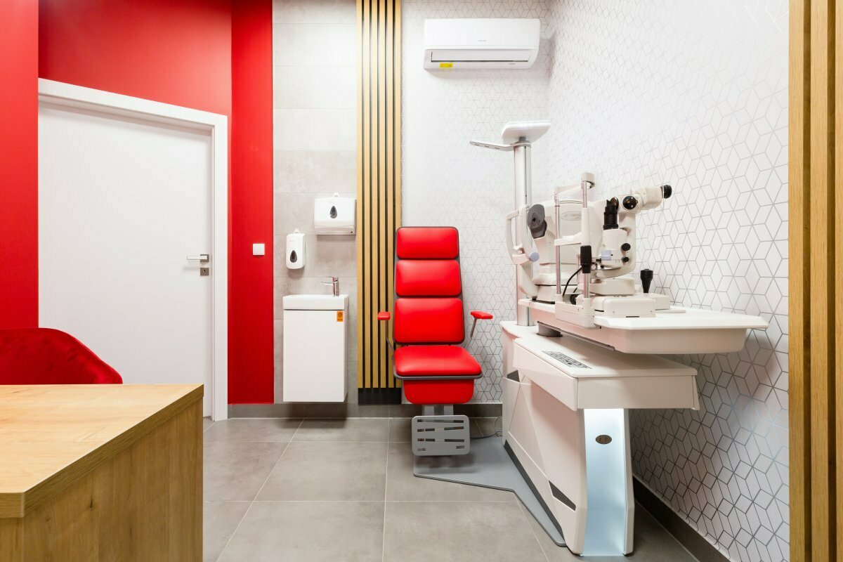 Optyk Karolina Tychy, Optyk Karolina w Tychach, zdjecia wnetrz tychy, fotografia wnetrz tychy, zdjecia nieruchomosci, sesje wnetrz tychy, sesja wnetrz tychy, zdjecia reklamowe slask, fotograf slask, zdjecia reklamowe slask, zdjecia reportazowe slask, fotografia reklamowa tychy, zdjecia reklamowe tychy, zdjecia reportazowe tychy, Magia Obrazu, Bieniek fotografia