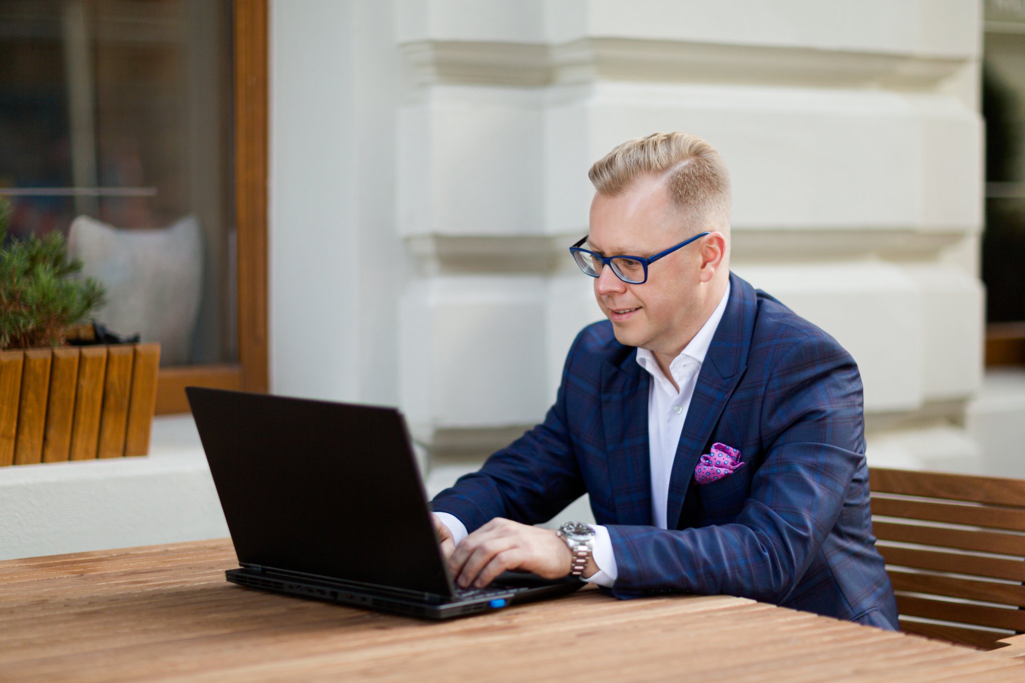 Sesja biznesowa - sesja wizerunkowa Bielsko sesja wizerunkowa bielsko, portret biznesowy bielsko, portret biznesowy bielsko, meska sesja portretowa bielsko, sesja biznesowa bielsko, fotografia wizerunkowa bielsko, fotografia czechowice, fotografia portretowa bielsko, sesja biznesowa katowice, zdjecia portretowe, fotografia brandingowa bielsko, fotograf ludzi slask, fotografia reklamowa bielsko, fotograf czechowice, fotografia bielsko, sesje biznesowe bielsko, www.jacekbieniek.com