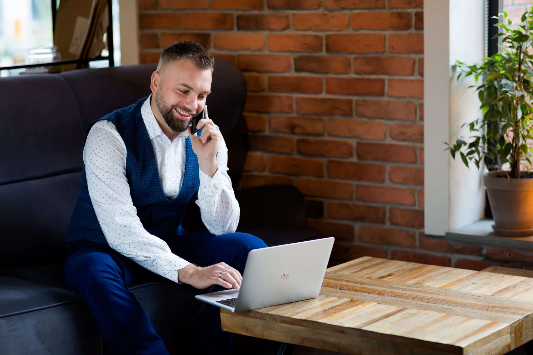 Fotografia biznesowa Bielsko - Marka w necie Fotografia biznesowa Bielsko, portret biznesowy bielsko, portret biznesowy bielsko, meska sesja portretowa bielsko, sesja biznesowa bielsko, fotografia wizerunkowa bielsko, fotografia czechowice, fotografia portretowa bielsko, sesja biznesowa katowice, zdjecia portretowe, fotografia brandingowa bielsko, fotograf ludzi slask, fotografia reklamowa bielsko, fotograf czechowice, fotografia bielsko, sesje biznesowe bielsko, www.jacekbieniek.com