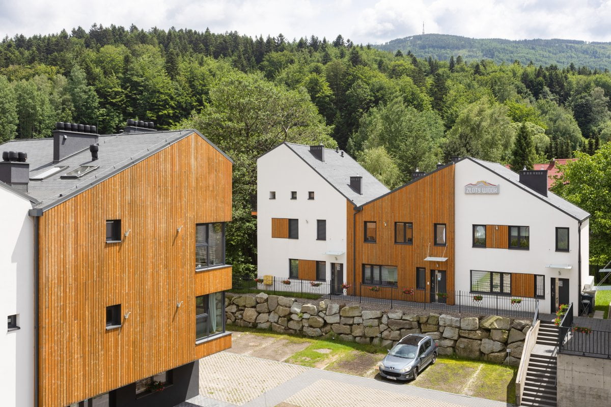 Zdjęcia architektury Bielsko, apartamenty szczyrk fotografia, zloty widok szczyrk zdjęcia, sesja apartamentow szczyrk, zdjecia apartamentow bielsko, zdjecia hoteli bielsko, zdjecia dla hoteli slask, fotografia hoteli slask, fotograf hotel slask, Zdjecia architektury Bielsko, Fotografowanie wnetrz mieszkan bielsko, zdjecia dla hoteli slask, fotografowanie nieruchomosci bielsko, sesje architektury pszczyna, zdjecia mieszkan pszczyna, zdjecia nieruchomosci slask, fotografia architektury slask