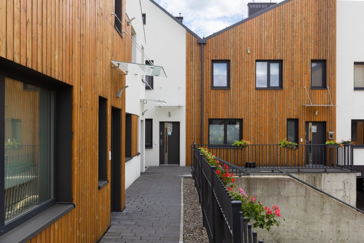 Zdjęcia architektury Bielsko, apartamenty szczyrk fotografia, zloty widok szczyrk zdjęcia, sesja apartamentow szczyrk, zdjecia apartamentow bielsko, zdjecia hoteli bielsko, zdjecia dla hoteli slask, fotografia hoteli slask, fotograf hotel slask, Zdjecia architektury Bielsko, Fotografowanie wnetrz mieszkan bielsko, zdjecia dla hoteli slask, fotografowanie nieruchomosci bielsko, sesje architektury pszczyna, zdjecia mieszkan pszczyna, zdjecia nieruchomosci slask, fotografia architektury slask