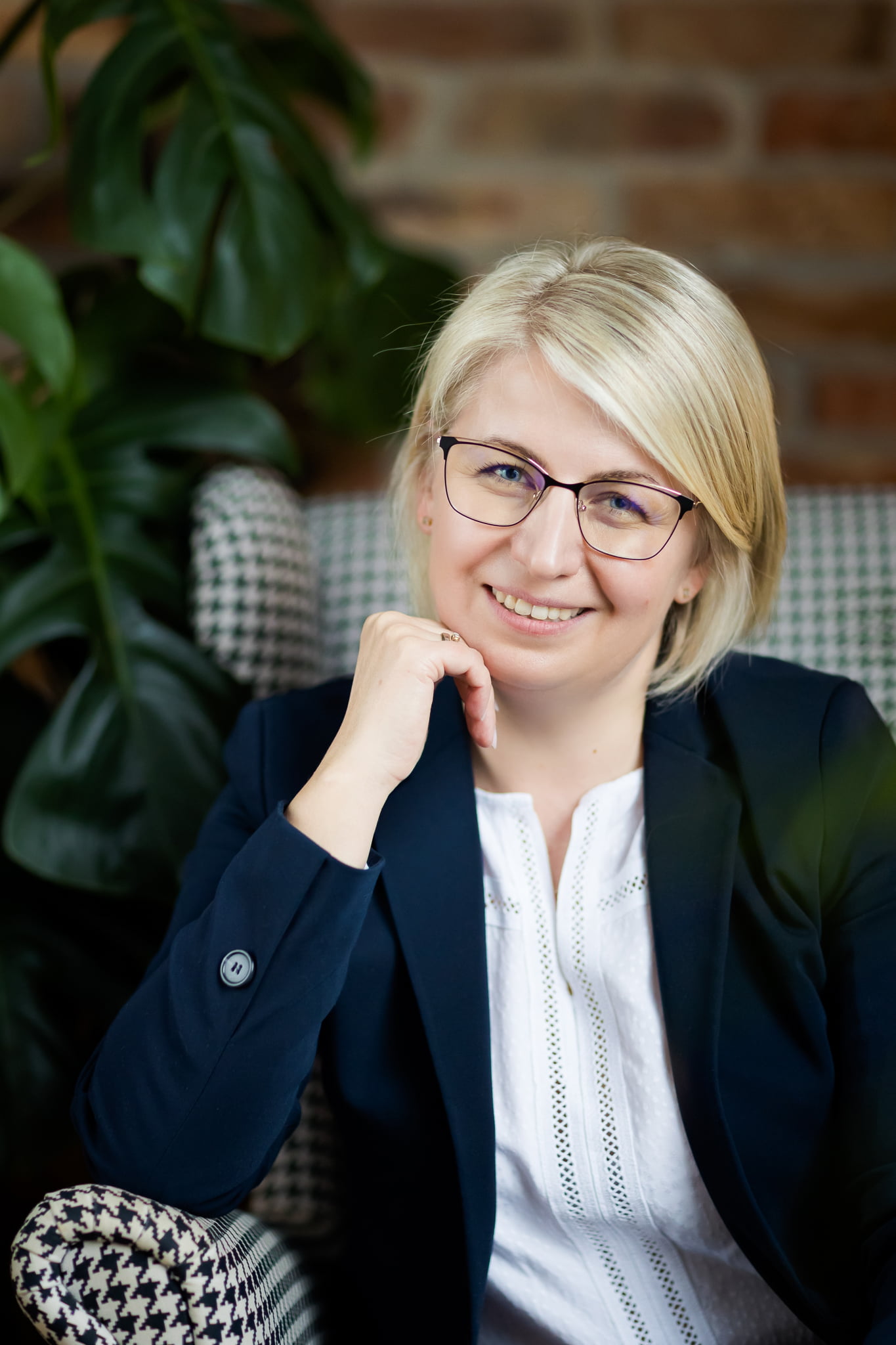 sesja biznesowa w kawiarni, Grunt Bielsko, Kawiarnia Grunt sesja, zdjęcia biznesowe bielsko, sesja wizerunkowa bielsko, zdjecia wizerunkowe bielsko, fotografia wizerunkowa bielsko, sesje wizerunkowe bielsko, fotografia brandingowa slask, sesja brandingowa slask, fotografia brandingowa bielsko, personal branding photography, portret biznesowy bielsko, sesja biznesowa bielsko