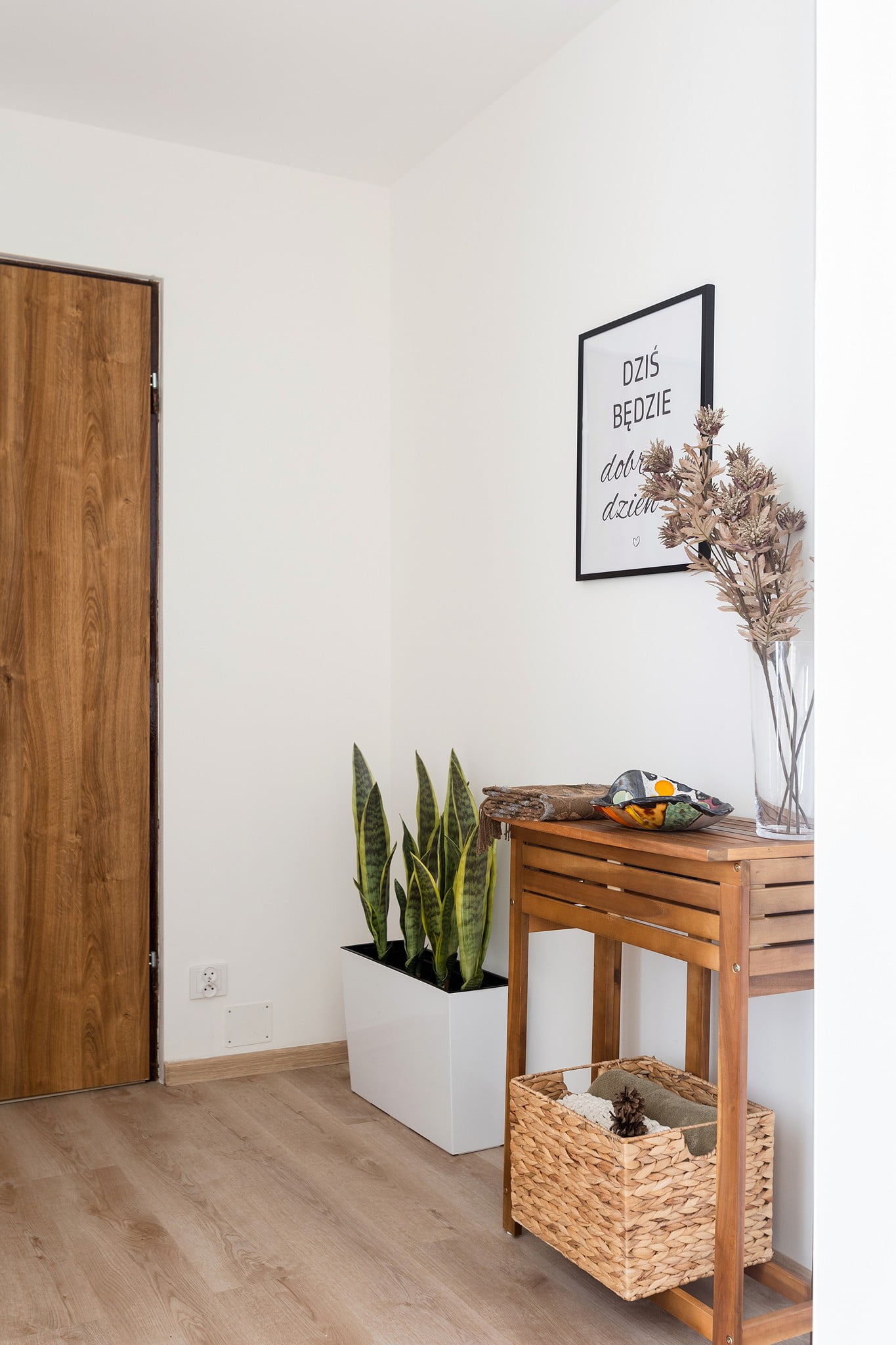 sesje mieszkania na wynajem, zdjecia mieszkan czechowice, fotografia wnetrz czechowice, Zdjecia architektury Bielsko, zdjęcia mieszkań bielsko, fotografia mieszkań bielsko, zdjecia nieruchomosci katowice, fotografia nieruchomosci katowice, Fotografowanie wnetrz mieszkan bielsko, fotografowanie nieruchomosci bielsko, zdjecia nieruchomosci slask, fotografia architektury slask, magiaobrazu, dobry fotograf bielsko, fotografia reklamowa bielsko, zdjecia reklamowe bielsko, zdjecia reklamowe slask, zdjecia mieszkan bielsko, fotografia reklamowa slask