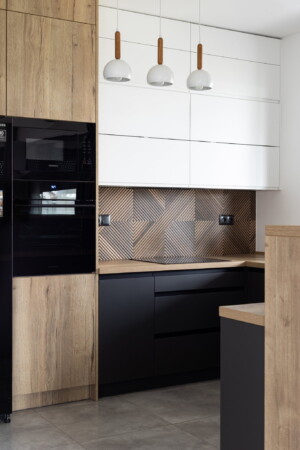 Fotografia nieruchomosci Bielsko
www.magiaobrazu.com Sesja pięknej kuchni z elementami drewnianymi