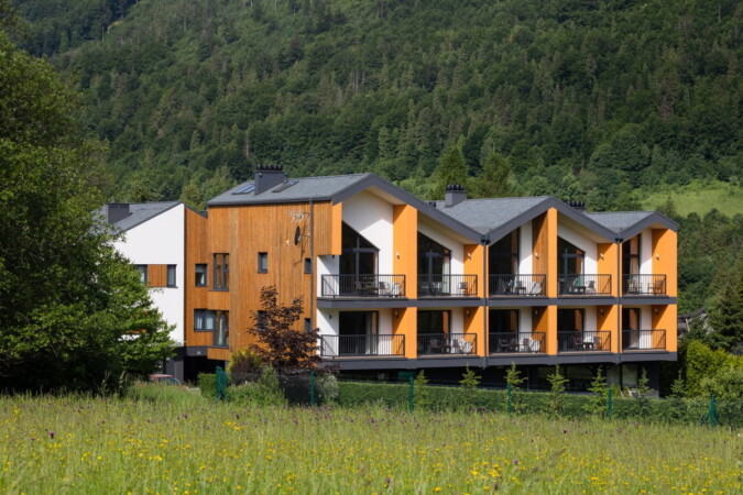 Piekne apartamenty hotelowe w Szczyrku. Zdjecia architektury Bielsko. Fotografowanie wnetrz mieszkan, hoteli, hosteli, nieruchomosci Slask. apartamenty szczyrk fotografia, zloty widok